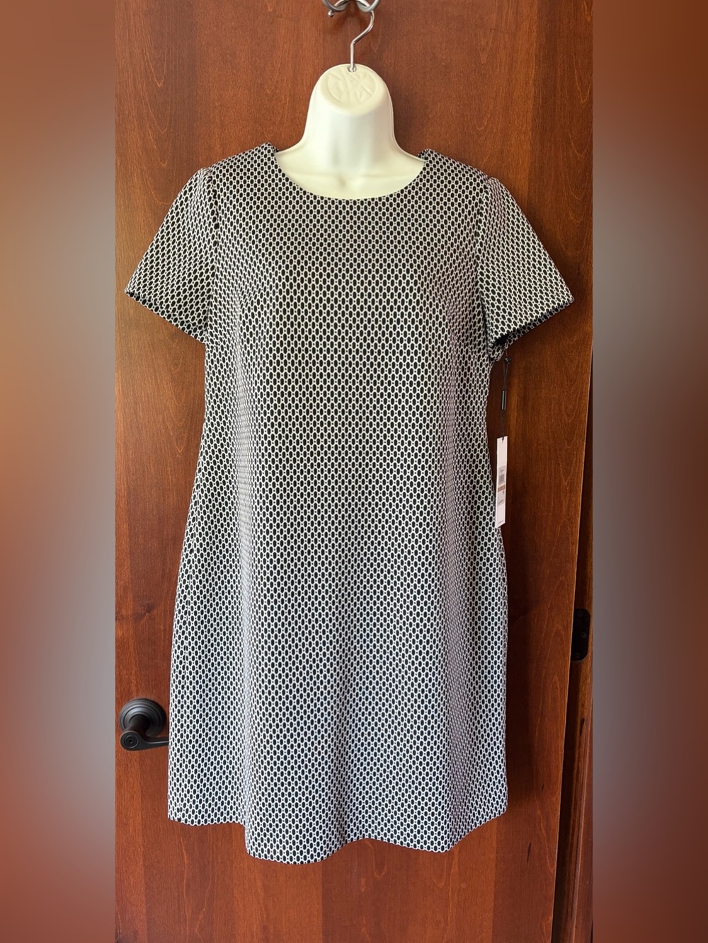 New Calvin Klein Black and White Geometric textured Mini Dress Sz 12